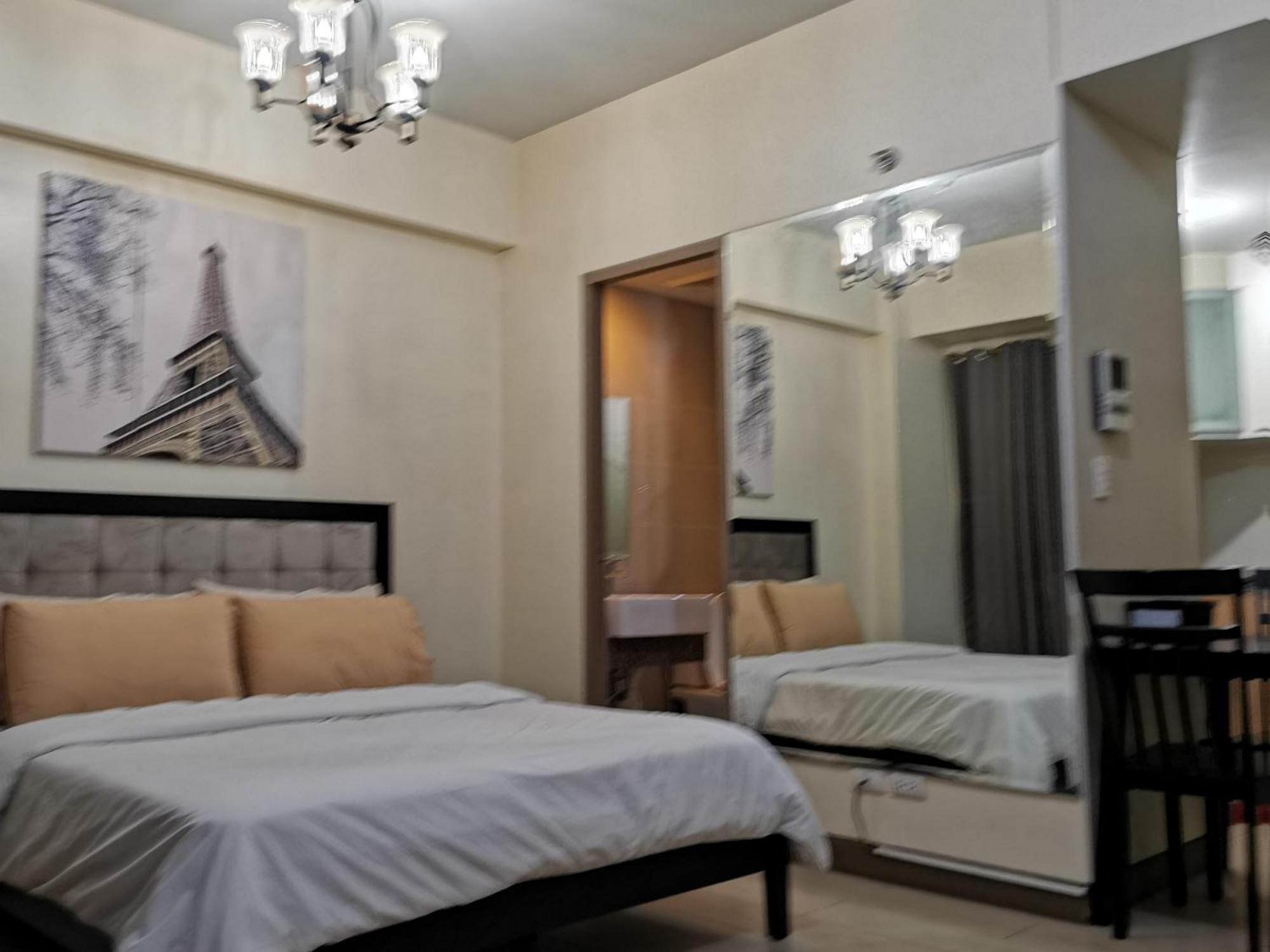 Palm Tree Villas Pasay Bilik gambar